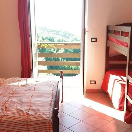 La Vite Rossa Farm stay Carro